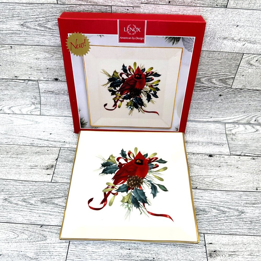 Brand NIB Lenox American by Design WINTER GREETINGS Cardinal 6" SQ Candy Dish